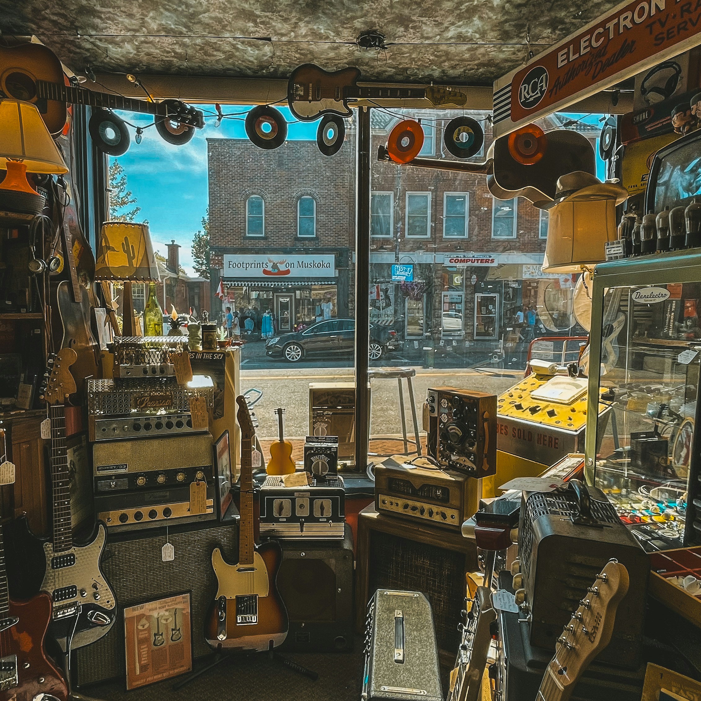 a room filled with lots of musical instruments